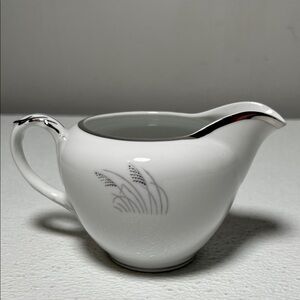 Fukagawa Creamer Platinum Silver Wheat
